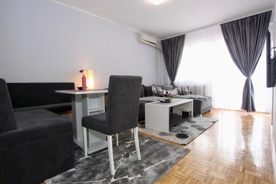 Cezar Apartment Белград Екстер'єр фото
