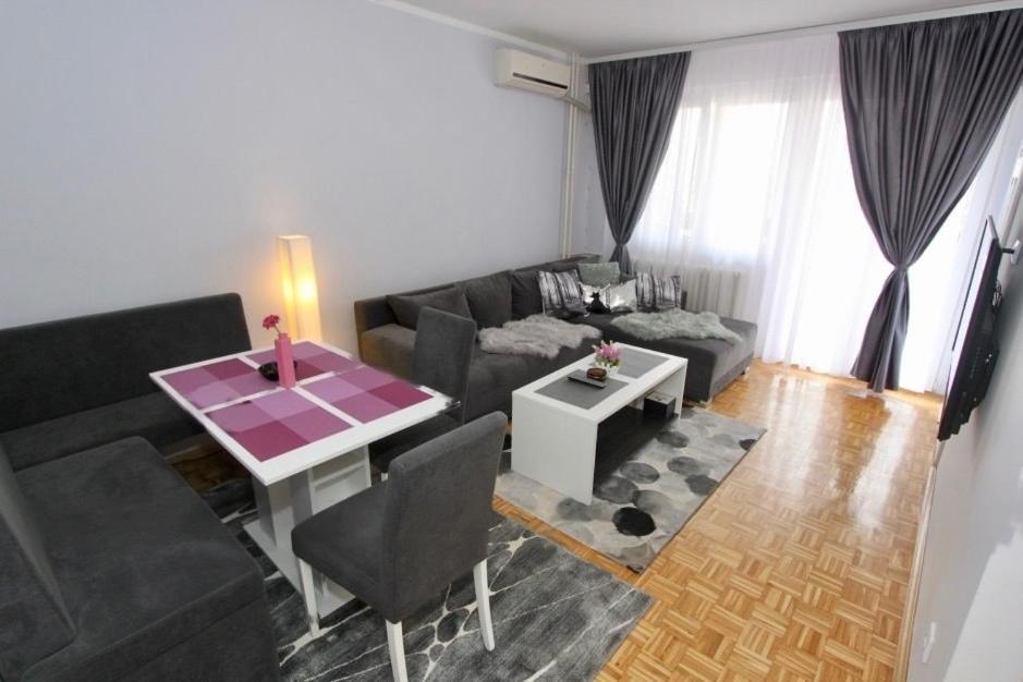 Cezar Apartment Белград Екстер'єр фото
